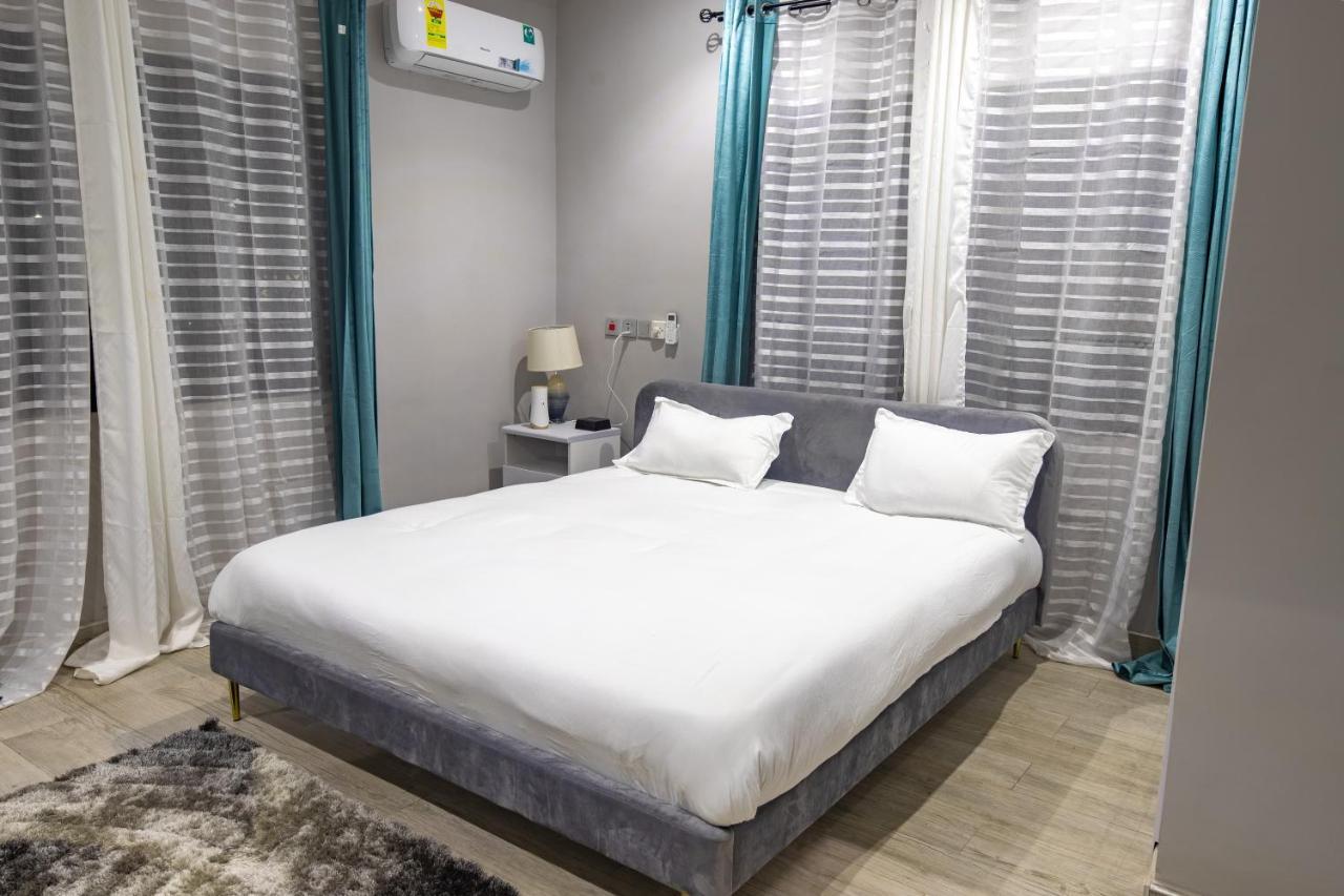 Cloud9 Apartments Аккра Экстерьер фото